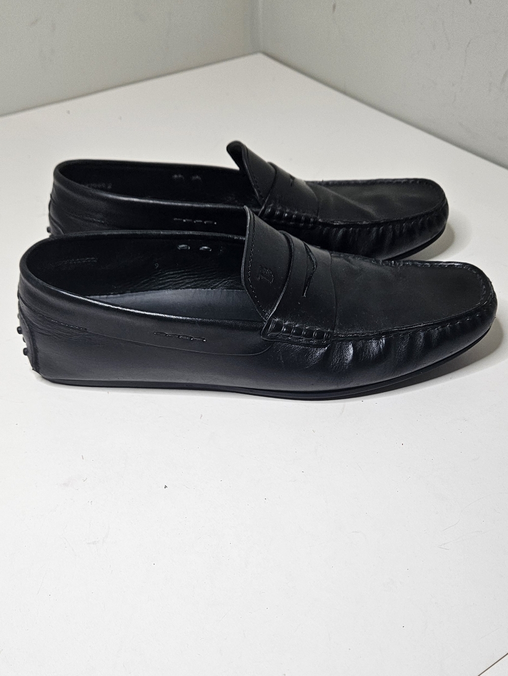 Tod's Gommino Men's Penny Driving Loafers Black Leather 9